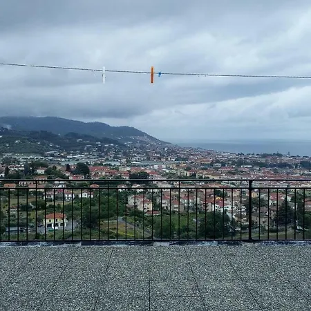 Nyaraló Casa A Diano Marina